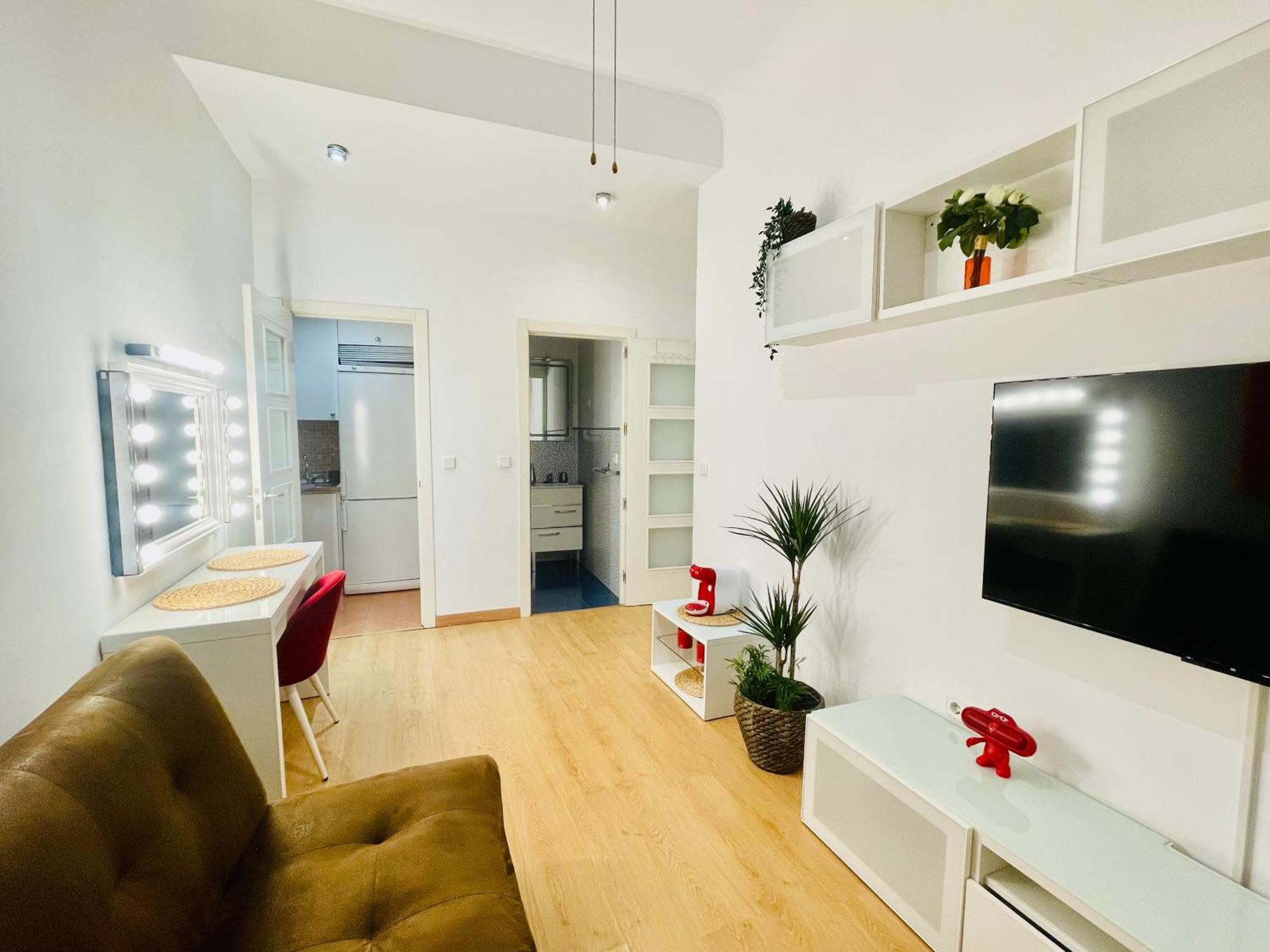 Apartamento Muy Centrico - Entre Palacio Real Y Plaza Mayor Madrid Dış mekan fotoğraf
