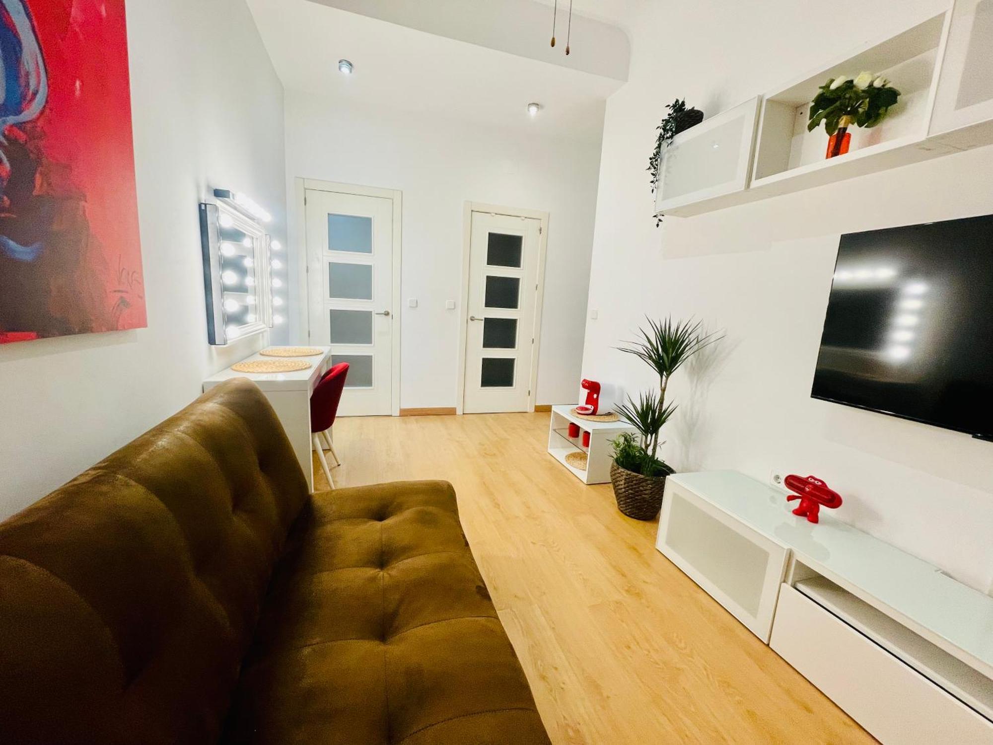 Apartamento Muy Centrico - Entre Palacio Real Y Plaza Mayor Madrid Dış mekan fotoğraf